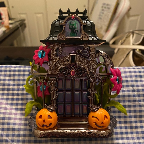 Bath & Body Work Spooktakular Haunted Conservatory